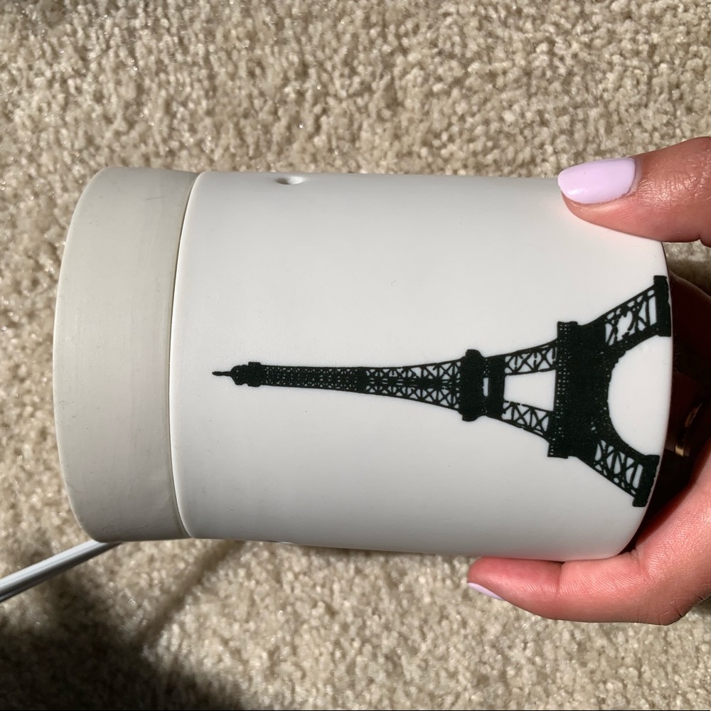 Scentsy Eiffel Tower Wax Fragrance Warmer